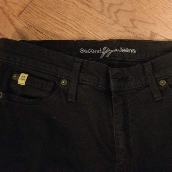 HTF Long Second Yoga jeans, size 31 - Picture 2 of 11